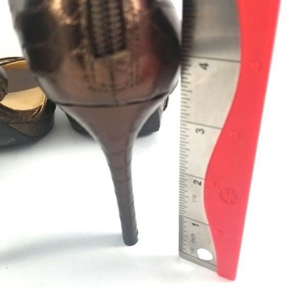 BCBGeneration Ellen Heels Size 6.5. S725 - Picture 6 of 9